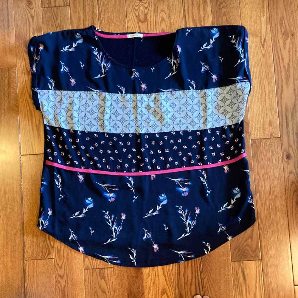 Maurice’s shirt